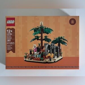 Lego Green and Tan Savanna Scene with Grey Elephant